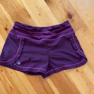 Running shorts